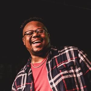 Meet your Posher, Johnathan